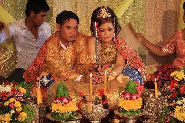 Le mariage Khmer : entre amour, respect et traditions