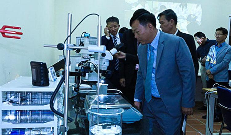 Inauguration du laboratoire APSARA consacré à la préservation de Preah Pithou, en 2017